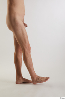 Arvid  1 flexing leg nude side view 0006.jpg